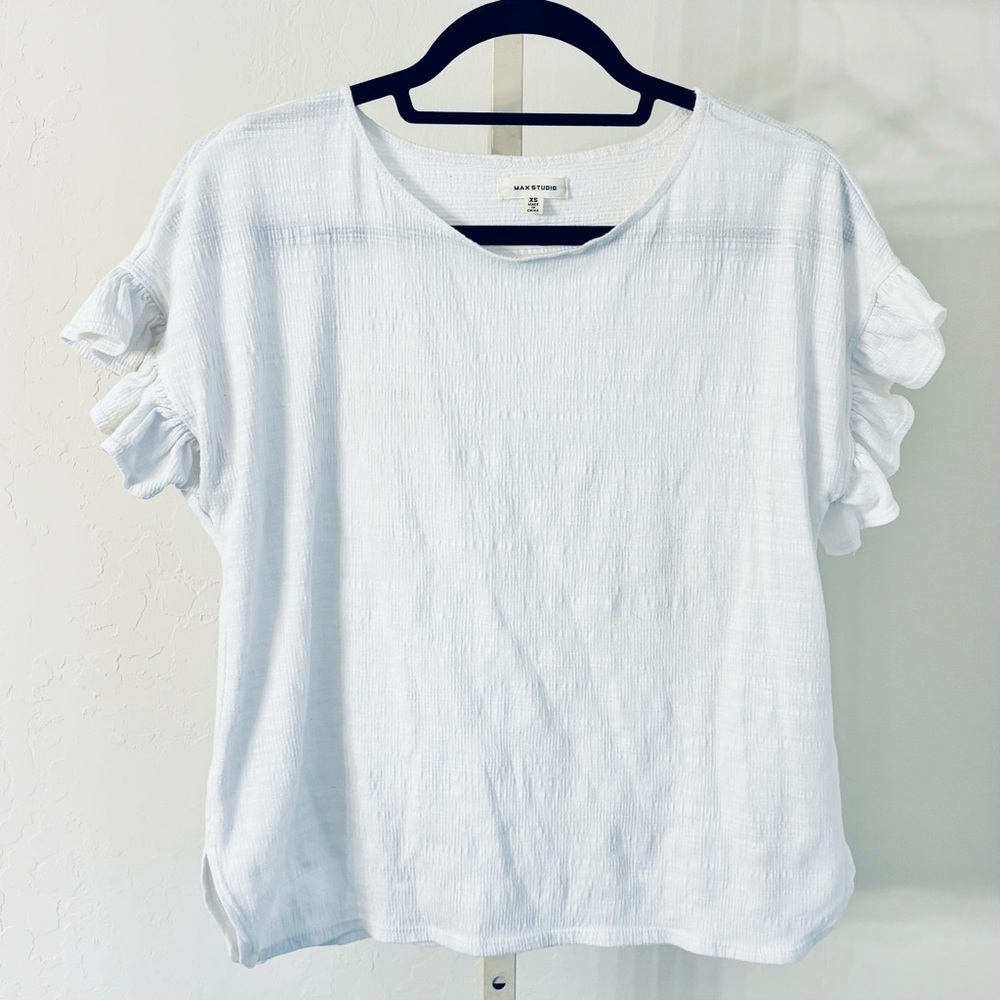 Max Studio Short Ruffle Sleeve Round Neck Textured Tee in White, Size XS